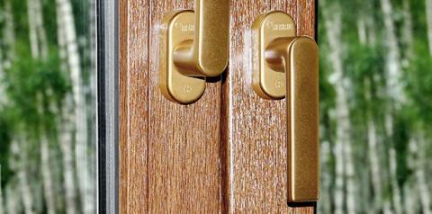 Золотая ручка Rehau