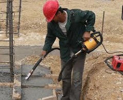Использование глубинного вибратора
