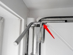 Регулировка металлопластиковых окон 2