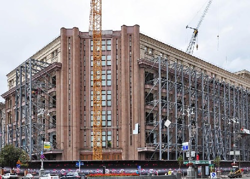 В ЦУМе возобновились ремонтно-строительные работы