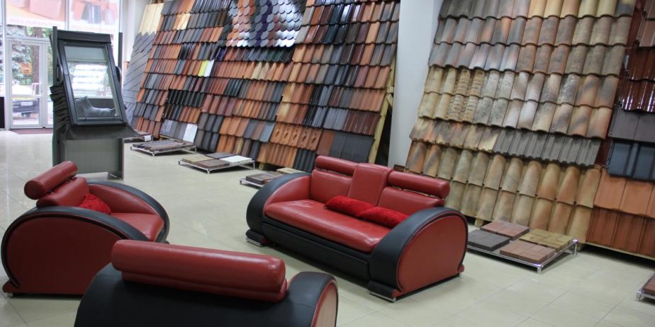 В г. Днепропетровск открыли салон кровельных и строительных материалов