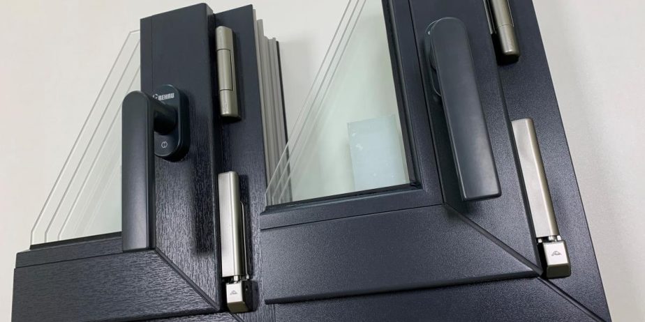 НОВИНКА НА РЫНКЕ! Оконная ручка Rehau в благородном сером Антраците