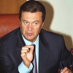 В.Янукович планирует строить дороги в 2014 году