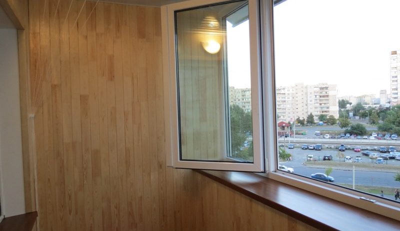 Остекление лоджии под ключ: Тумба