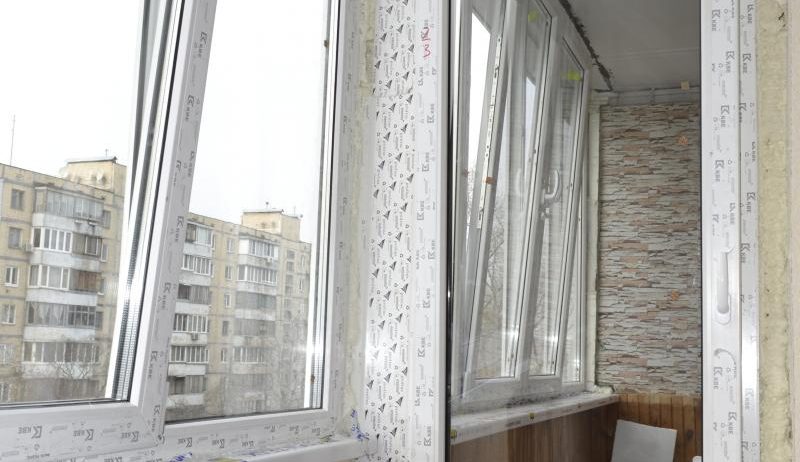  Прфильная система “КВЕ Баланс” 70мм 3 камерній, фурнитура Winkhaus.