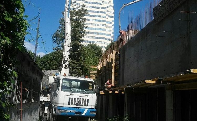 Жилой комплекс на Дзержинского.