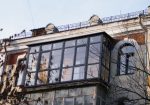 Остекление квартиры в доме старинной застройки