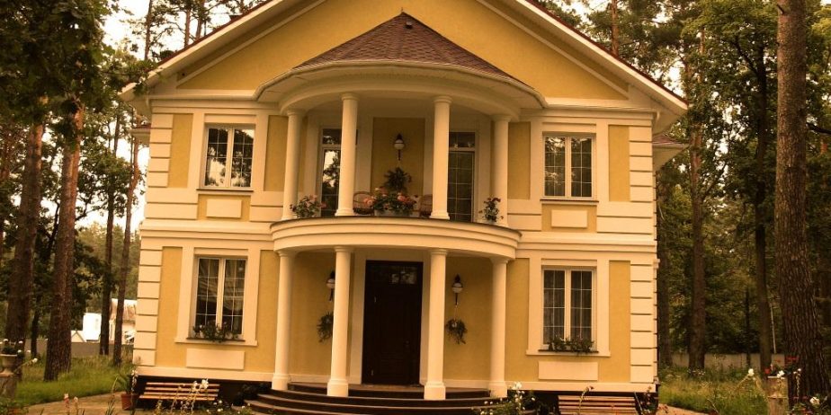 Отделка фасада частного дома