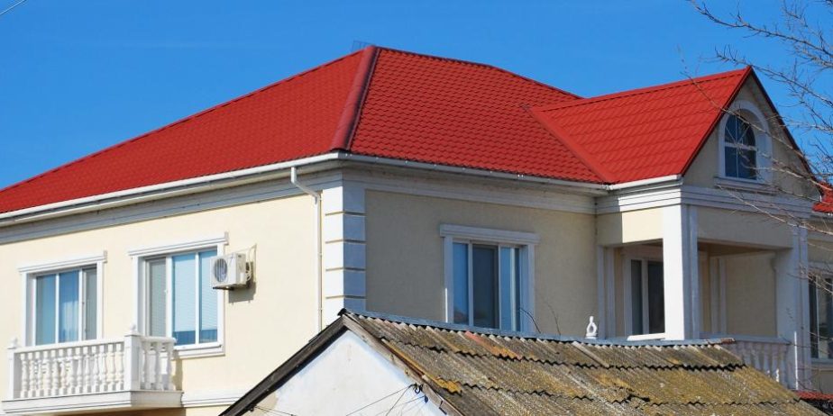 Крыша из металлочерепицы ДИАМАНТ