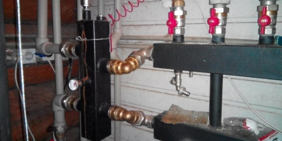 розводка контурів по хаті(колектор + гідрострілка)