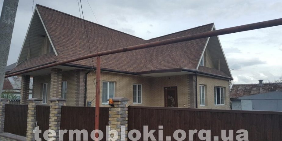 Дом утеплен Термопанелью с плиткой Рубилэко
