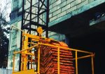 Подъемник строительный приставной фасадный