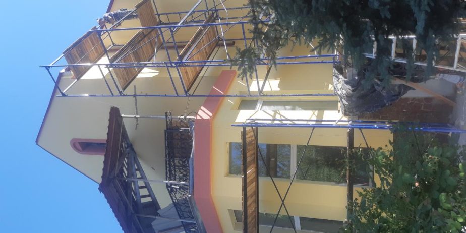 монтаж декоративных элементов