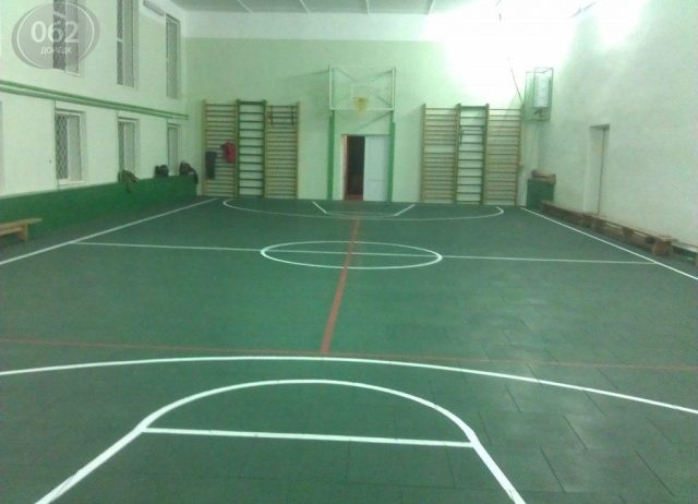 Наша компанія виробляє екологічно чисту гумову плитку для дач і заміських ділянок. Розміри плитки 50…