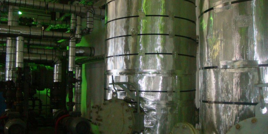 Теплоизоляция негорючая техническая ФРП-1 (полуцилиндры , плиты )