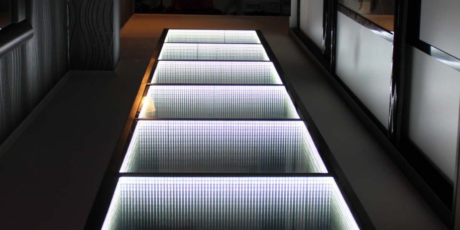 Светодиодный подиум с управлением ILS LED DMX 01817