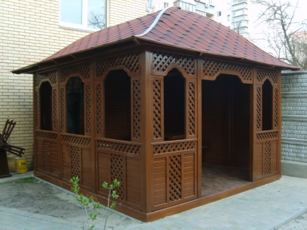 Альтанки из дерева