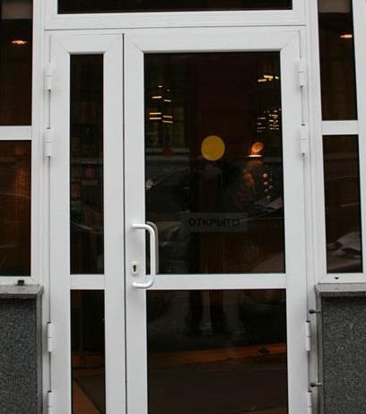 Двери металопластиковые во Львове купить