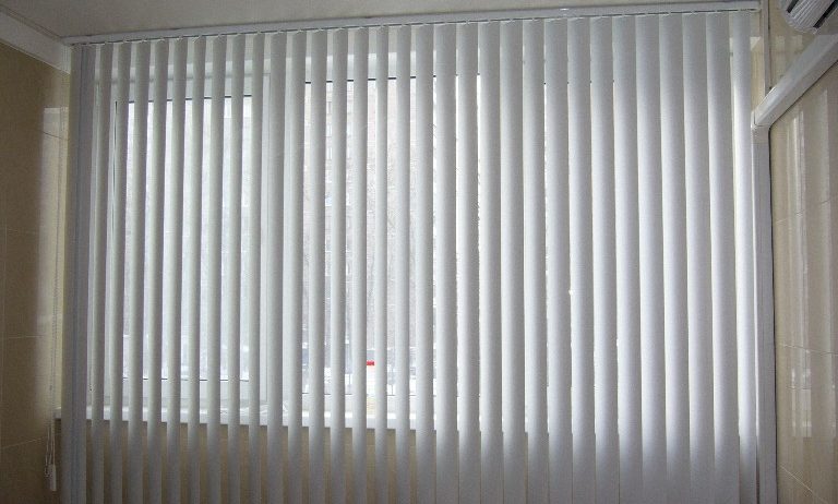 Оконные жалюзи вертикальные
