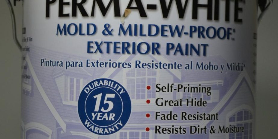 Акриловая фасадная краска белая матовая, банка 3,78 л.