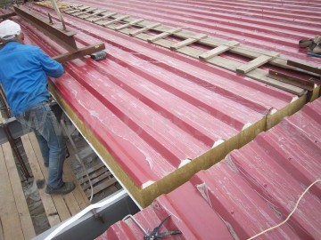 Кровельні сендвіч панелі