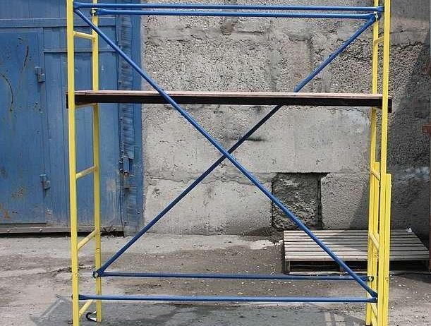 Помост малярный передвижной
