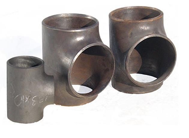 Тройники стальные