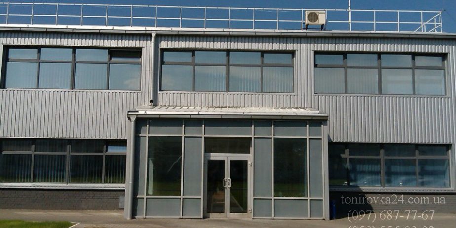 Тонировка окон в офисе