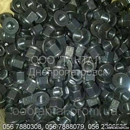 Гайка с фланцем DIN 6331 сталь 40Х