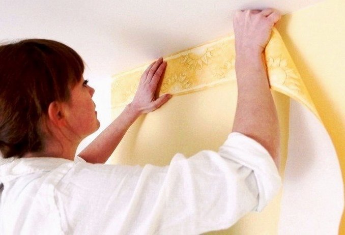 Оклейка обоев, Киев