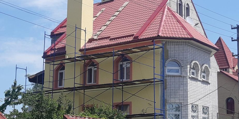 Утепление фасадов зданий минеральной (базальтовой) ватой. Декоративные штукатурки (барашек, короед, мозаика).