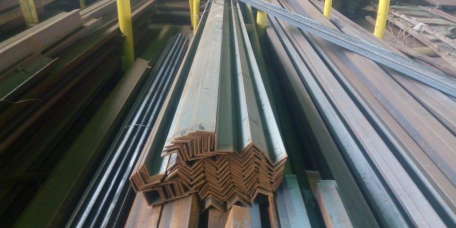 Уголок стальной в ассортименте, новый и демонтаж, оптом и в розницу