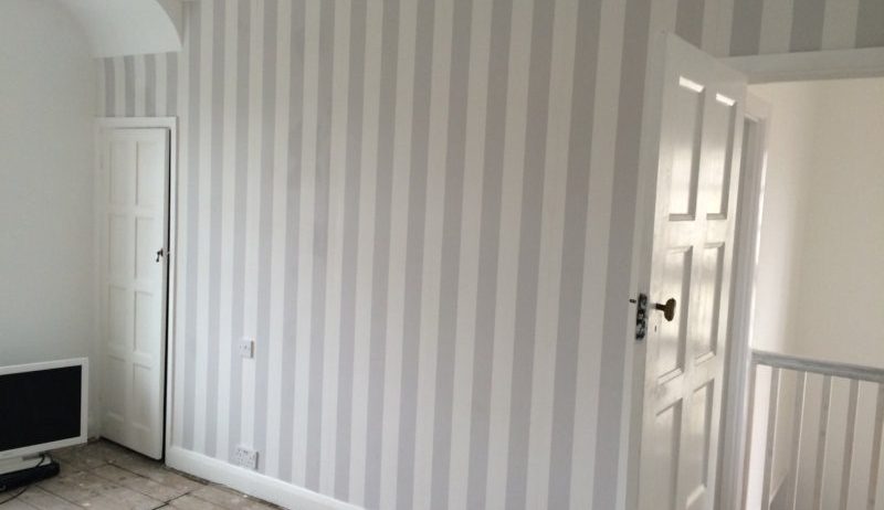 Обои поклейка в Киеве