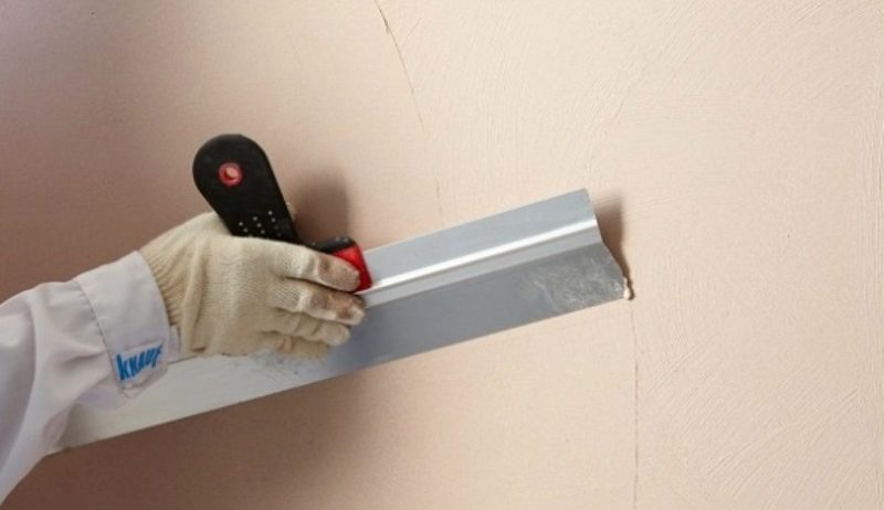 Шпаклевка стен Поклейка обоев в Киеве