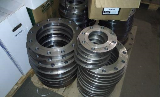 стальные фланцы