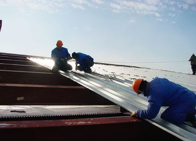 МОНТАЖ ПРОФНАСТИЛА С КОМПЛЕКТУЮЩИМИ