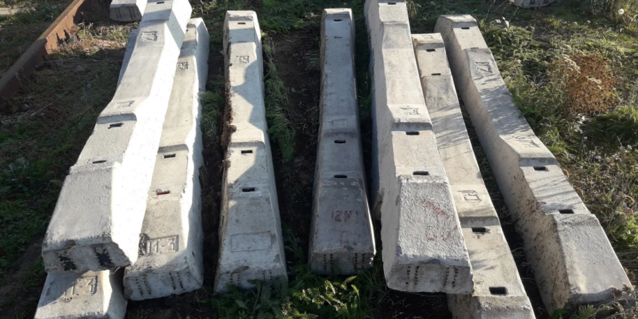 железнодорожные шпалы