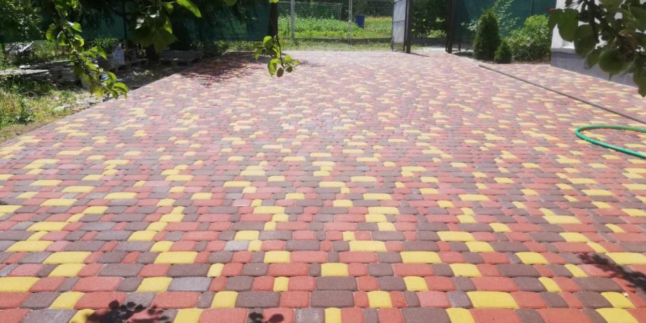 Плитка тротуарная “Старый город”  “Кирпичик”