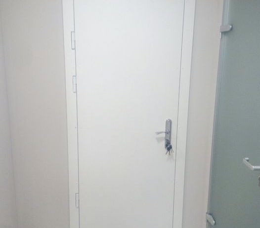 Двери рентгенозащитные Рb1,3 мм 990х2080  мм купить