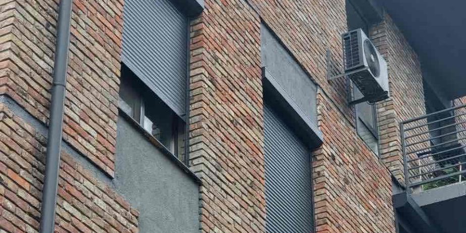 Ролети зовнішні захисні (роллеты наружные защитные)