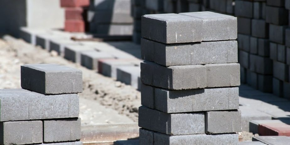 Тротуарна плитка та бруківка товщиною 60мм. Різномаїття форм та кольорів