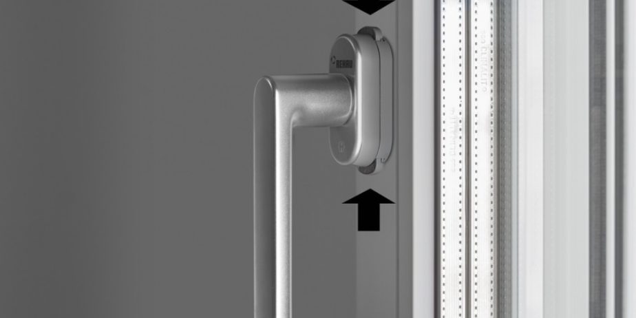 Оконная ручка REHAU с блокиратором открывания KISI